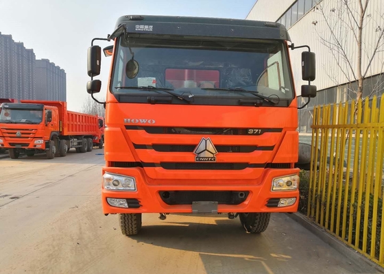 SINOTRUK हैवी ड्यूटी डंप ट्रक, 8x4 टिपर ट्रक सरल और आसान संचालन