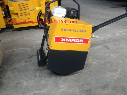 XMR05 सड़क रखरखाव मशीनरी छोटा रोड रोलर काम वजन 500kg