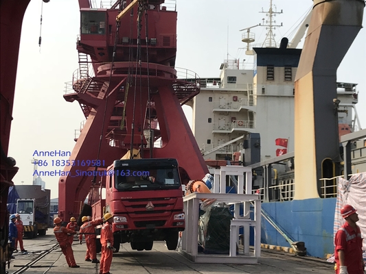 HOWO 6x4 10 टन तह बूम ट्रक घुड़सवार क्रेन