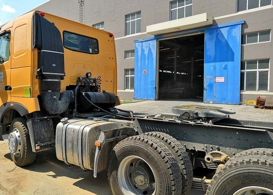 HOWO A7 420 HP 6X4 प्राइम मूवर ट्रक / डीजल ट्रैक्टर ट्रक HF7 फ्रंट एक्सल