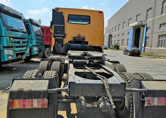 HOWO A7 420 HP 6X4 प्राइम मूवर ट्रक / डीजल ट्रैक्टर ट्रक HF7 फ्रंट एक्सल