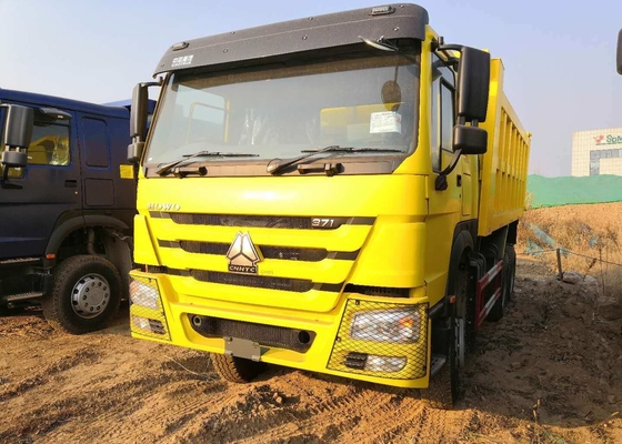 मध्य भारोत्तोलन Sinotruk Howo 6x4 डंप ट्रक हैवी ड्यूटी 10 पहियों 3 एक्सल
