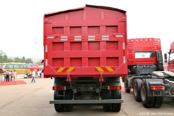 SINOTRUK SWZ 8x4 सैंड टिपर ट्रक 55 टन के लिए लाल रंग के HF12 फ्रंट एक्सल में विशेष