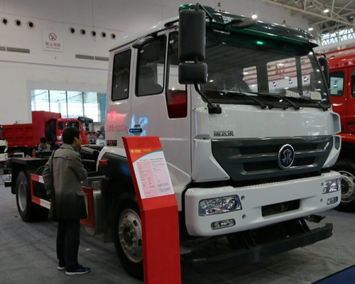मिनी SINOTRUK STEYR सिक्स व्हील हैवी ड्यूटी डंप ट्रक 4X2 50 किमी / एच मैक्स ड्राइविंग स्पीड