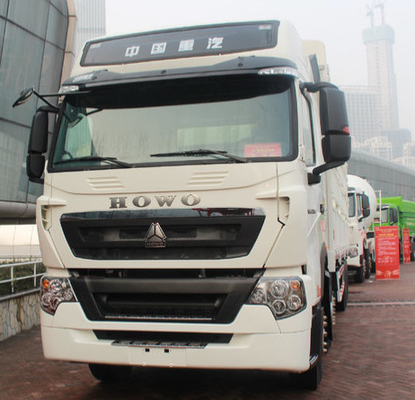 50T क्षमता 450hp SINOTRUK HOWO A7 8x4 बॉक्स स्टेक ट्रक / कार्गो लॉरी ट्रक