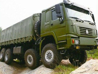 यूरो 3 मानक SINOTRUK वाणिज्यिक भारी ट्रक 8 x 8 ऑल व्हील ड्राइव