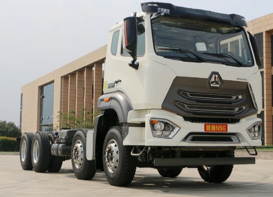 SINOTRUK HOHAN 8X4 हैवी कार्गो ट्रक 30-52 टन ZZ1315M4666C1 कम ईंधन की खपत
