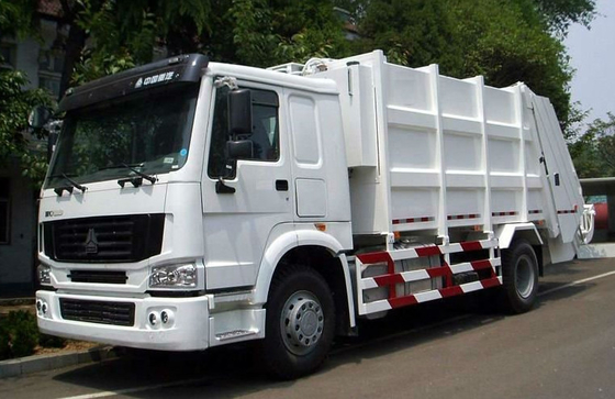 सफेद रंग 12m3 कचरा कम्पेक्टर ट्रक SINOTRUK HOWO 4x2 6000L वॉल्यूम
