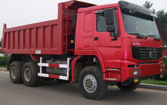 ZZ2167M5227 6x6 कचरा कम्पेक्टर ट्रक सभी व्हील ड्राइव कार्गो ट्रक SINOTRUCK यूरो II III 380hp पावर
