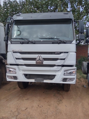 SINOTRUK HOWO ड्रॉपसाइड कार्गो वाणिज्यिक वाहन ट्रक चेसिस LHD 6X4 371HP