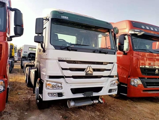 आईएसओ पारित HOWO ट्रैक्टर ट्रक 336HP 375HP 30 टन 50 टन 100 टन 25hp