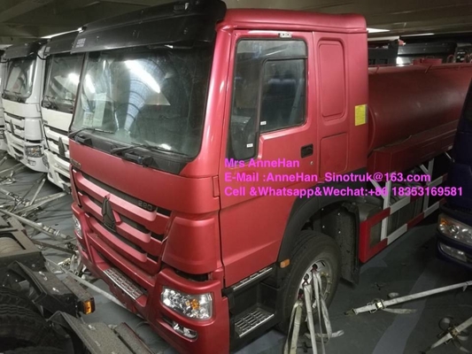 Sinotruk Howo7 हाई प्रेशर वाटर टैंक ट्रक 4000 गैलन लेफ्ट हैंड ड्राइव 6X4