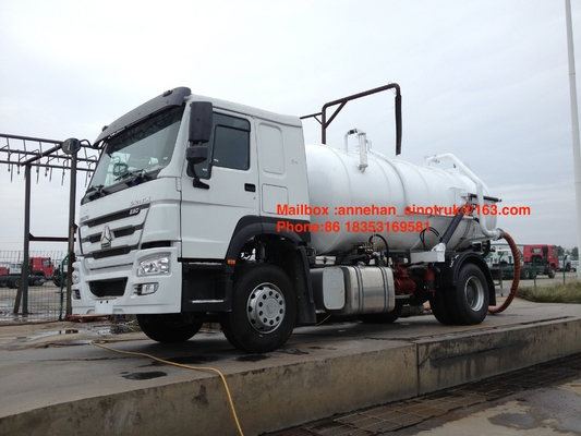 SINOTRUK HOWO सीवेज सक्शन ट्रक 10000L-15000L 4X2 6 व्हील्स लिक्विड वेस्ट ट्रक