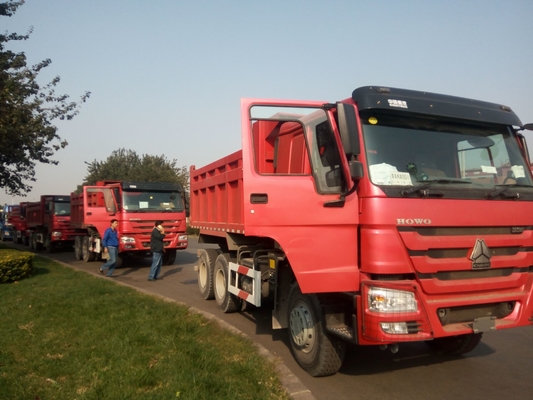 निर्माण कार्य व्यवसाय के लिए 3 एक्सल एलएचडी होवो 6 × 4 हैवी ड्यूटी डंप ट्रक 371hp
