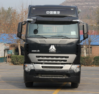 336hp यूरो 3 होवो ए 7 हॉव ट्रैक्टर ट्रक सफेद रंग में Iso पास