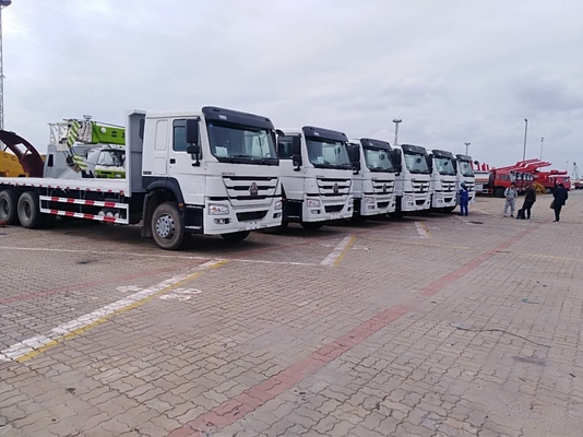Sinotruk Iveco Hongyan 8x4 कार्गो डंप ट्रक 31 टन लोड क्षमता के साथ