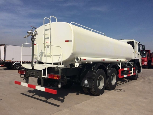 सिनोट्रुक होवो 7 6x4 Q345B 20000L पानी स्प्रे ट्रक