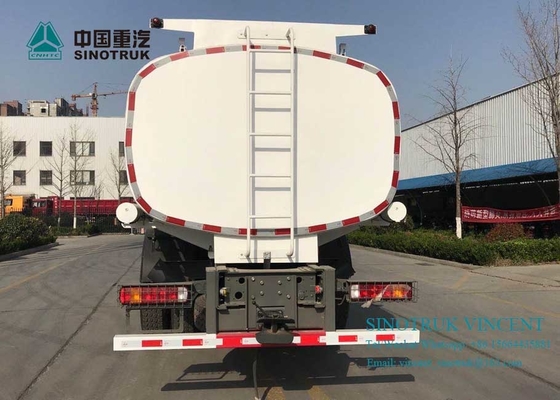 SINOTRUK HOWO 371HP ईंधन टैंक ट्रक 26 घन मीटर 260000 लीटर आपकी आवश्यकताओं के लिए