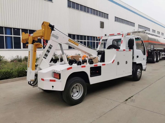 मैनुअल गियरबॉक्स उच्च संचालन क्षमता के साथ सिटी रोड बचाव के लिए ISUZU 5 टन लाइट Wrecker टो ट्रक