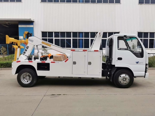 मैनुअल गियरबॉक्स उच्च संचालन क्षमता के साथ सिटी रोड बचाव के लिए ISUZU 5 टन लाइट Wrecker टो ट्रक