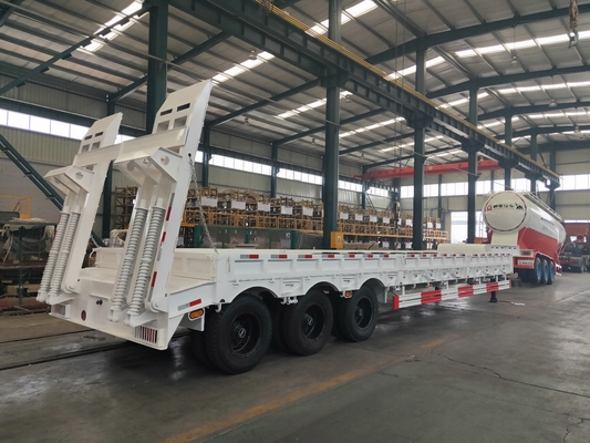 मैकेनिकल सस्पेंशन में Q235 स्टील 100T लो बेड हैवी ड्यूटी सेमी ट्रेलर्स