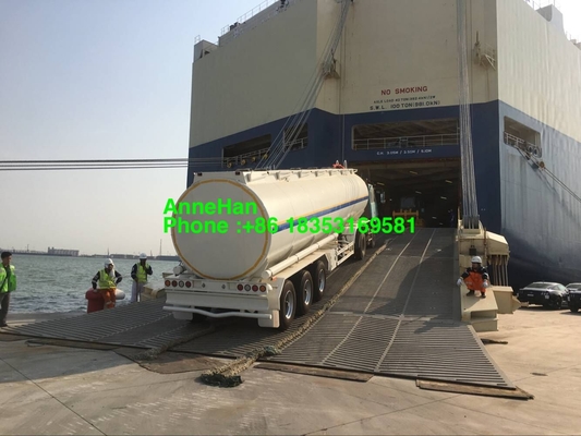 12TR20 टायर के साथ 60T 3 एक्सल फ्यूल ऑयल टैंक ट्रेलर