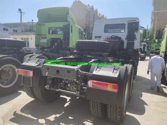 1000L तेल टैंक के साथ 40T 420hp Sinotruk ट्रैक्टर ट्रक