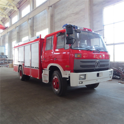 लाल 140KW 5000L डोंगफेंग 4 * 2 अग्निशमन ट्रक