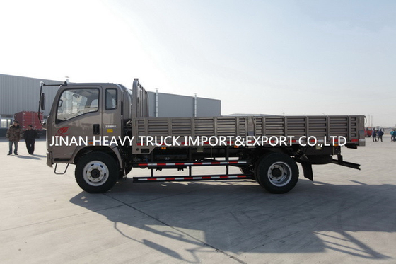 SINOTRUK HOWO 4X2 लाइट कार्गो ट्रक 8 टन 10 टन 15 टन लॉरी ट्रक