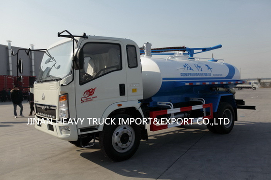 HOWO 4X2 लाइट ड्यूटी ट्रक 4cbm 1000 गैलन सीवेज सक्शन क्लीनिंग
