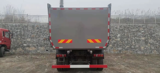Howo 6x4 A7 टपर ट्रक 3 एक्सल डंप ट्रक टपर ट्रक 60 टन डंप ट्रक