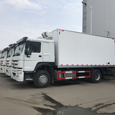HOWO 290hp Euro2 4x2 15 टन रेफ्रिजरेटर फ्रीजर रेफ्रिजरेटेड ट्रक छोटा ट्रक