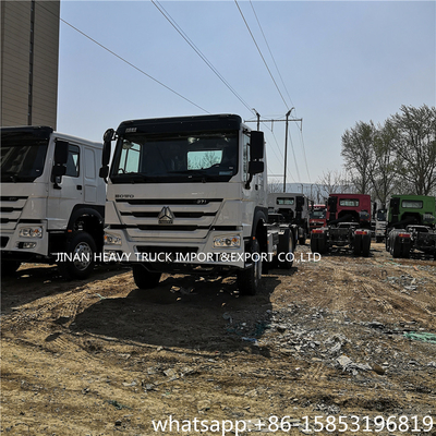 स्टॉक प्राइम मूवर हॉवो ट्रैक्टर ट्रक 6 व्हील्स 4x2 266HP 336HP