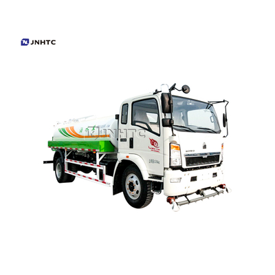SINOTRUK HOWO लाइट वाटर टैंक ट्रक 4x2 14m फ्रंट स्प्रिंकलर के साथ