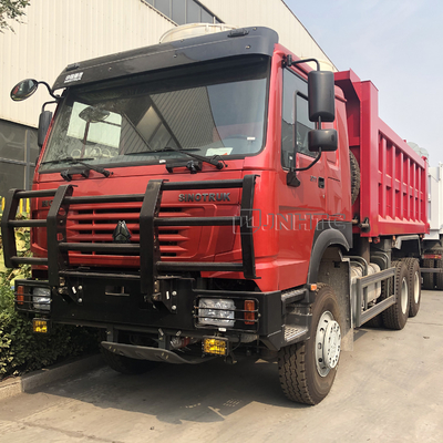 4 10 पहियों SINOTRUK HOWO डंप टिपर ट्रक यूरो 2 6x4
