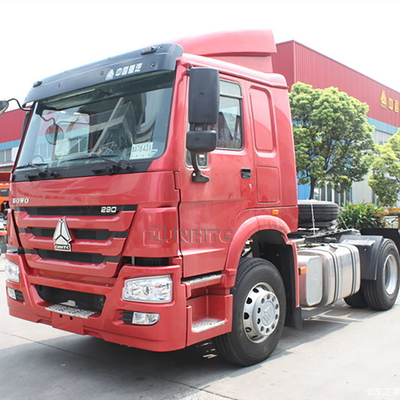 Sinotruk Howo 400L टैंकर डीजल ट्रैक्टर ट्रक 4x2 102km / h