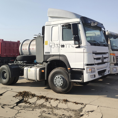 सिनोट्रुक हाउ 4x2 ट्रैक्टर हेड ट्रक यूरो 2 371hp