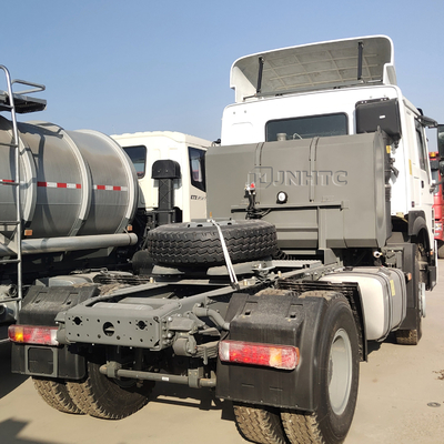 सिनोट्रुक हाउ 4x2 ट्रैक्टर हेड ट्रक यूरो 2 371hp