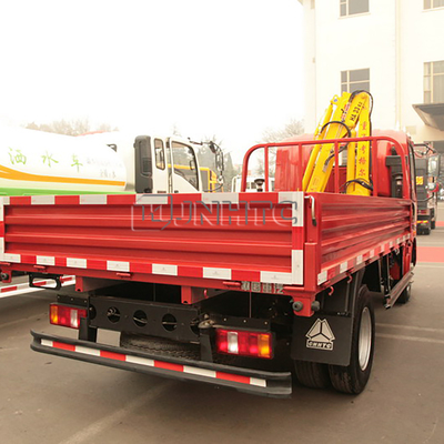 Sinotruk HOWO 4x2 ट्रक माउंटेड टेलीस्कोपिक क्रेन हुक फोल्डिंग आर्म लिफ्टिंग ट्रक