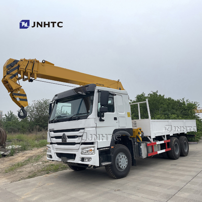 Sinotruk Howo 6x4 10 टेलीस्कोपिक ट्रक माउंटेड क्रेन स्ट्रेट आर्म कार्गो ट्रक क्रेन