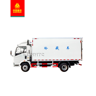Sinotruk HOWO 6 टायर कूल चेन रेफ्रिजेरेटेड वैन ट्रांसपोर्ट ट्रक फ्रेश फूड लाइट ड्यूटी