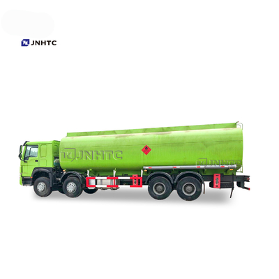 HOWO 8x4 12 व्हील्स फ्यूल टैंक ट्रक 30cbm 35cbm 25 Cbm Euro2 Euro3 ईंधन भरना