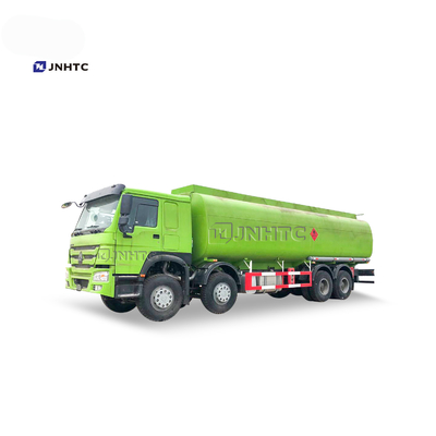 HOWO 8x4 12 व्हील्स फ्यूल टैंक ट्रक 30cbm 35cbm 25 Cbm Euro2 Euro3 ईंधन भरना
