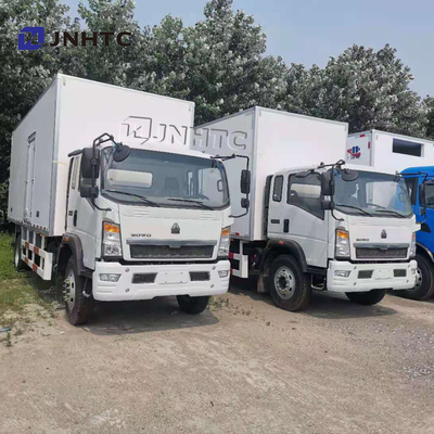 Sinotruk HOWO Euro2 फ्रिज फ्रीजर वैक्सीन ट्रक 5 टन 4x2 6 व्हील लाइट