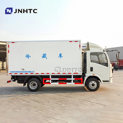 Sinotruk HOWO 4X2 5t लाइट ड्यूटी रेफ्रिजेरेटेड ट्रक राइट हैंड ड्राइविंग