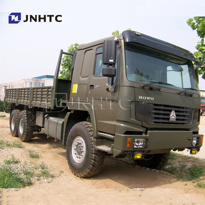 SINOTRUK 4 * 4 6x6 भारी मालवाहक ट्रक ऑफ रोड लॉरी वाहन मिलिटेयर ट्रक