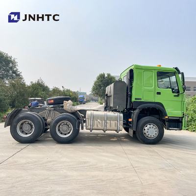 Sinotruk HOWO Euro2 RHD प्राइम मूवर ट्रक 6x4 10 व्हील्स 20T ट्रैक्टर ट्रेलर ट्रक