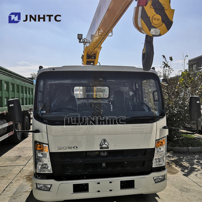 Sinotruk Howo 4X2 लाइट टेलीस्कोपिंग बूम क्रेन ट्रक 5 टन