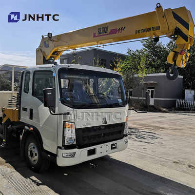 क्रेन RHD 10 टन ट्रक के साथ SINOTRUK HOWO 4X2 लाइट ड्यूटी वाणिज्यिक ट्रक