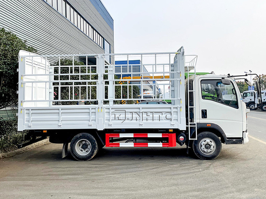 HOWO 4X2 5-10T लाइट ड्यूटी कमर्शियल ट्रक स्टेक बेड ट्रक